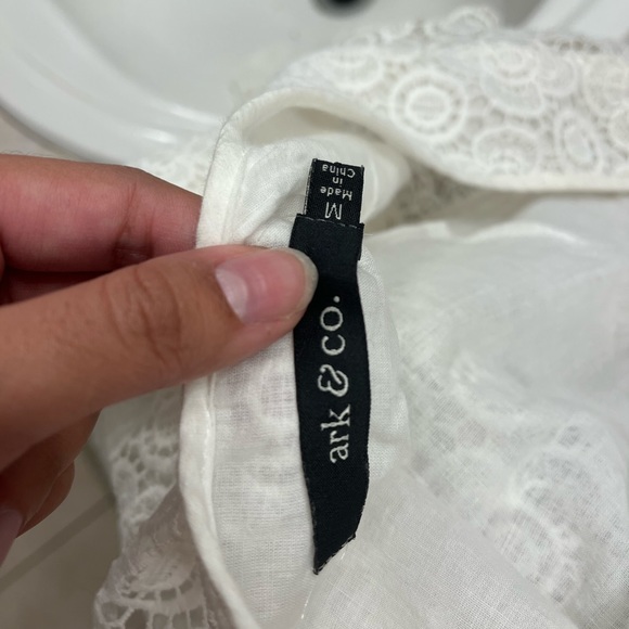 Lace Dress - Picture 4 of 5